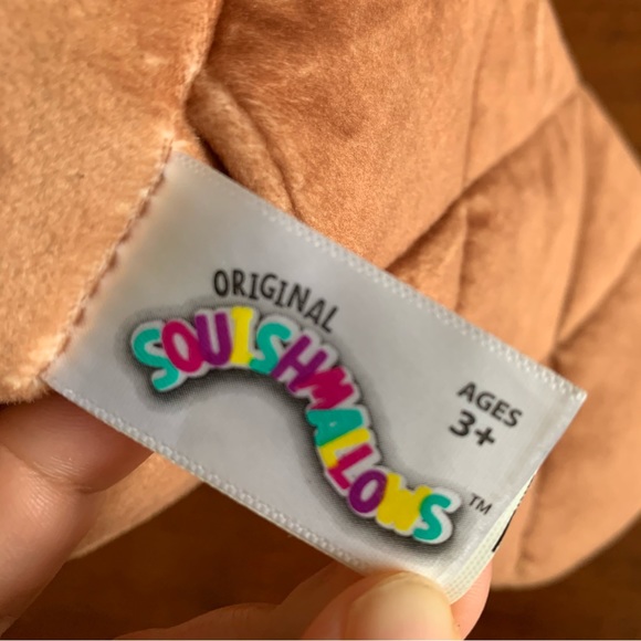 Chip the Beaver 8” Squishmallow "Back to School Squad" Plush New Without Tag - Picture 6 of 8